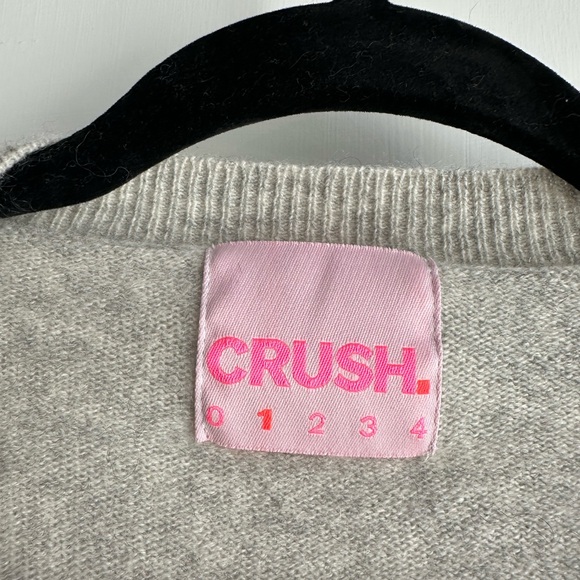 CRUSH Cashmere V-Neck Pullover Sweater Gray (Size 1= Small) - Picture 4 of 8